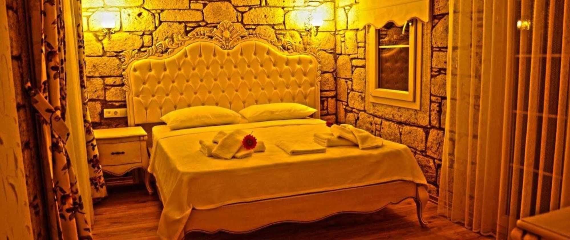 Alacati Lucky Angel Hotel Екстер'єр фото